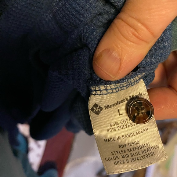 Men’s Blue Maker’s Mark Henley Long sleeve Size LARGE - Picture 4 of 5